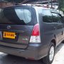 DIJUAL TOYOTA KIJANG INNOVA 2,0 J MANUAL 2010 ABU ABU METALIK
