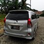 Toyota Avanza Veloz 2012 M/T silver mulus