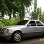 Jual Mercedes benz e320 1994 automatic