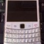 Jual Blackberry Onyx 1 Putih a.k.a 9700 mulus dan lengkap