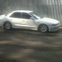 Mitsubishi galant 1994 warna putih tangan pertama mulus NEGO