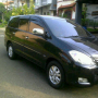 Jual toyota kijang inova v matic warna hitam mulus tahun 2006