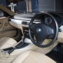 Jual BMW 320i Lifestyle ( E90 ) Tiptronik 2005 Black 