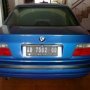 Jual BMW 320i 1994 a/t Neon Blue