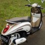 Jual Honda Scoopy 2011 Classic White