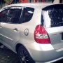 JUAL HONDA JAZZ 2004 SIVER MATIC KM RENDAH