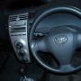 TOYOTA YARIS E AT HITAM