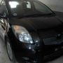 TOYOTA YARIS E AT HITAM