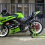 Jual Kawasaki Ninja 250 2010 Green Modif