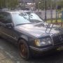 Mercedes Benz E220 Tahun 1993