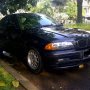 Jual BMW 318 E46 Black on Black th 2001 (117jt Nego)