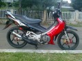 JUal Suzuki Satria Hiu 2 Tak merah-hitam Tahun 2004