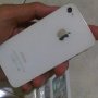 Jual iPhone 4s White 32Gb (garansi resmi ibox mei 2013)