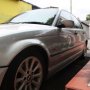 JUAL BMW 318i AT THN 2000 E46 SILVER ISTIMEWA BANDUNG