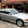 Dijual BMW 323i E36 1997 Manual Putih