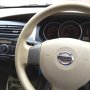 NISSAN LIVINA XR 1.5 MT 2008 Silverstone Tangan-1