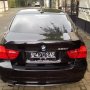 Jual BMW 320 i Business 2010 Triptonic Black MULUS