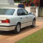 BMW 520i MATIK 90 PUTIH