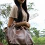 Trend tas wanita selempang kulit produk lokal berkualitas tas cewe besar 