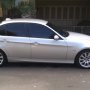 BMW 320i 2009 silver low km perfect condition