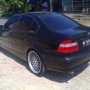 BMW 318i Hitam Tahun 2004 Interior Mewah Automatic SOLO