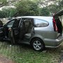 Jual Honda Stream 2.0 ivtec A/T Triptonik Silver Stone 2004