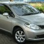 Jual Nissan latio 2007 automatic silver with 22 advantage