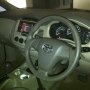 Jual Toyota Innova E A/T 2012 silver tangan pertama