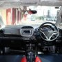 JUAL HONDA JAZZ RS 2010 A/T RED MULUS TERAWAT SIAP PAKAI