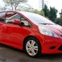 JUAL HONDA JAZZ RS 2010 A/T RED MULUS TERAWAT SIAP PAKAI