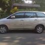 Toyota Kijang Innova 2005 AT mulus Silver
