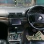 BMW 318i Th. 2003 AT Hitam 