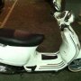 JUAL VESPA LX 150 WHITE 2012