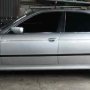 Jual Bmw e39 type 520i th 03 Silver