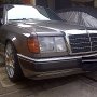 Jual Mercedes Benz 300E 1991 abu met