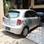 Jual nissan march MT 2011 silver mulus