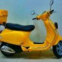 JUAL CEPAT VESPA LX 150ie 2012 LOW KM Giallo Lime