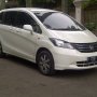 JUAL HONDA FREED PSD 2010 PUTIH MATIC MULUS