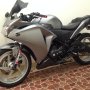 JUAL HONDA CBR 250cc ABS 2011 Abu-abu Modif