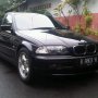 BMW 318i Th.2000 Automatic Hitam