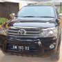 Jual Toyota Fortuner 2.7 G Matic 2009 hitam