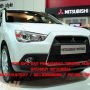 Mitsubishi Outlander Sport At Hitam