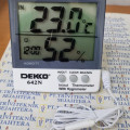 dekko 642 N Thermohygrometer digital,alat ukur suhu kelembapan udara