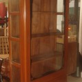 Lemari Retro