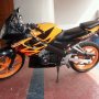 Jual HONDA CBR 150 orange thn 2005,mulus terawat !