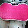 Vibraplate Pelangsing Crazy Fit 101 Papan Olahraga Yoga Fitness Iswing Body Shapper Gym