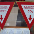 Tanda rambu apar powder co2,Acrylic sign fire extinguisher