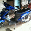 Honda beat tahun 2009 warna biru