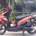 Honda beat pgm-fi tahun 2014 warna merah