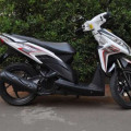 Honda vario 2010 warna putih silver